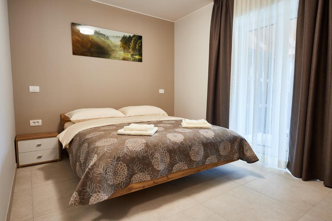 Posestvo Rouna - Winery And Apartments Vipava Bagian luar foto